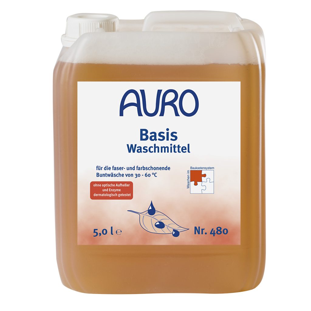 AURO Temel Deterjan No. 480, beyaz etiketli 5 litrelik bidonda, dermatolojik olarak test edilmiş ve parlatıcı içermez